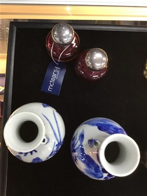 Lot 31 - A PAIR OF CHINESE BLUE AND WHITE VASES AND OTHER COLLECTABLE ITEMS