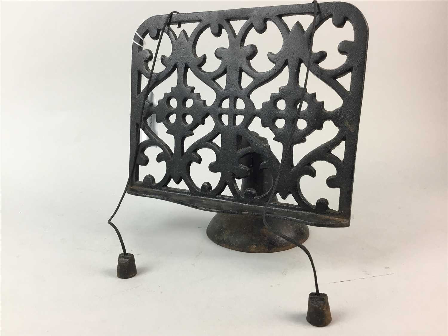 Lot 173 - A VICTORIAN MUSIC STAND