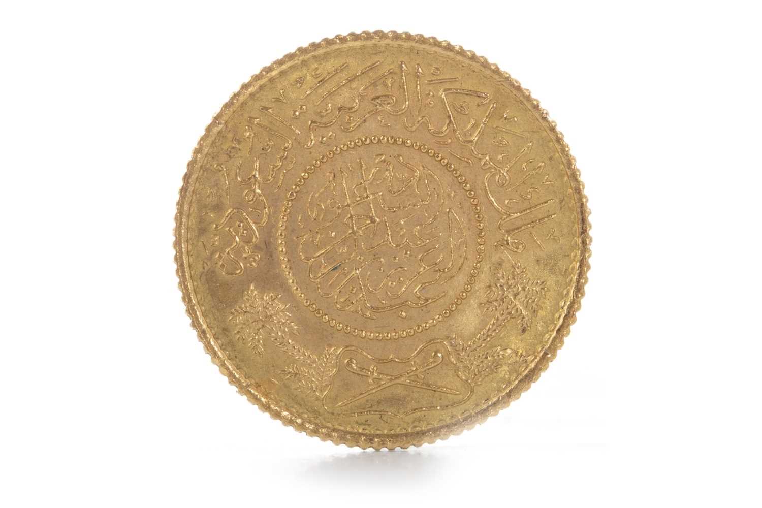 Lot 540 - AN EASTERN GOLD COIN