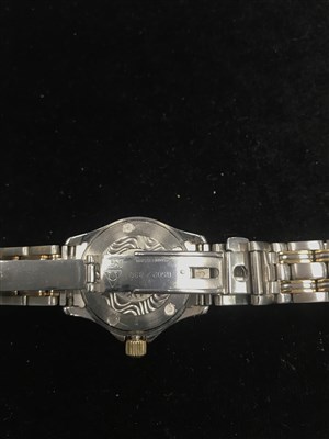 Lot 801 - A LADY'S OMEGA SEAMASTER STEEL WATCH