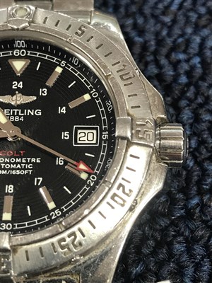 Lot 837 - A GENTLEMAN'S BREITLING AUTOMATIC STEEL WATCH