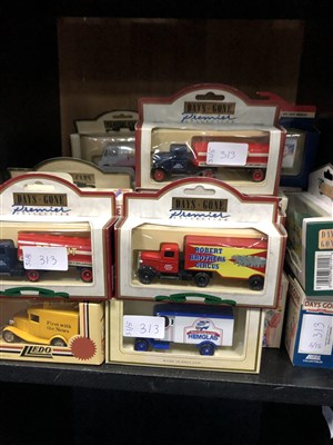 Lot 313 - A COLLECTION OF LLEDO, OXFORD AND OTHER DIE CAST MODEL VEHICLES