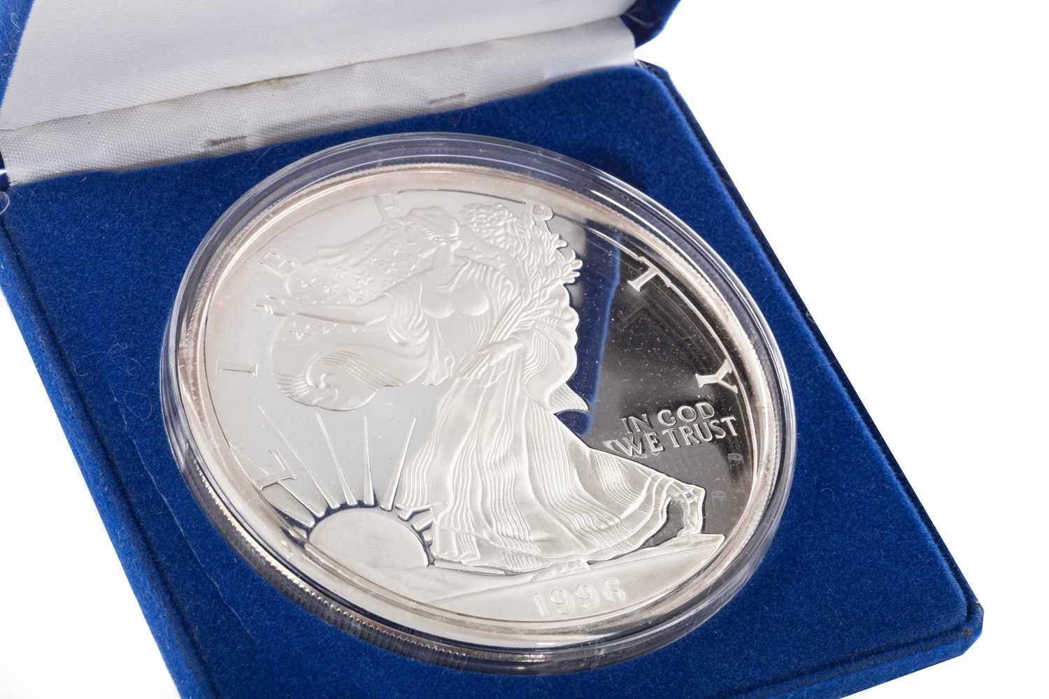 Lot 555 - A SILVER THE GIANT AMERICAN EAGLE SILVER PROOF COIN