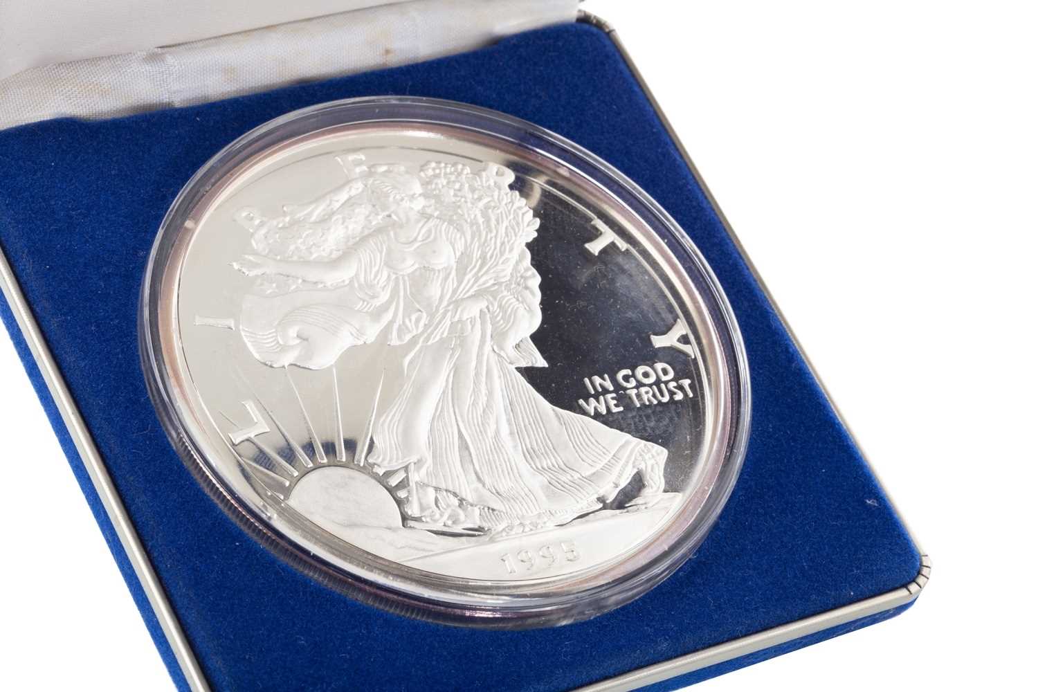 Lot 557 - A SILVER THE GIANT AMERICAN EAGLE SILVER PROOF COIN