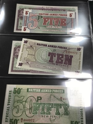Lot 569 - A COLLECTION OF INTERNATIONAL BANKNOTES