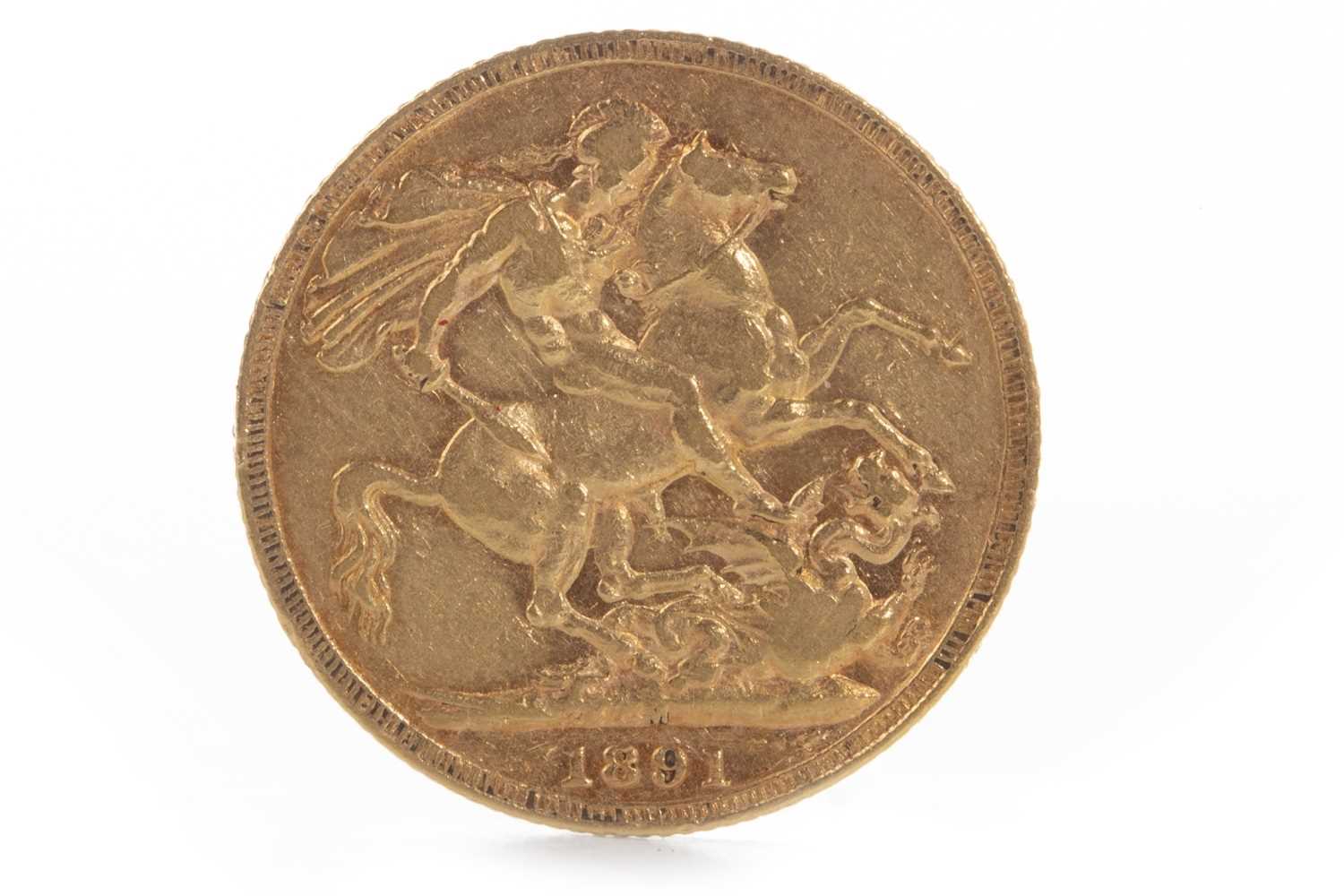 Lot 596 - A GOLD SOVEREIGN, 1891