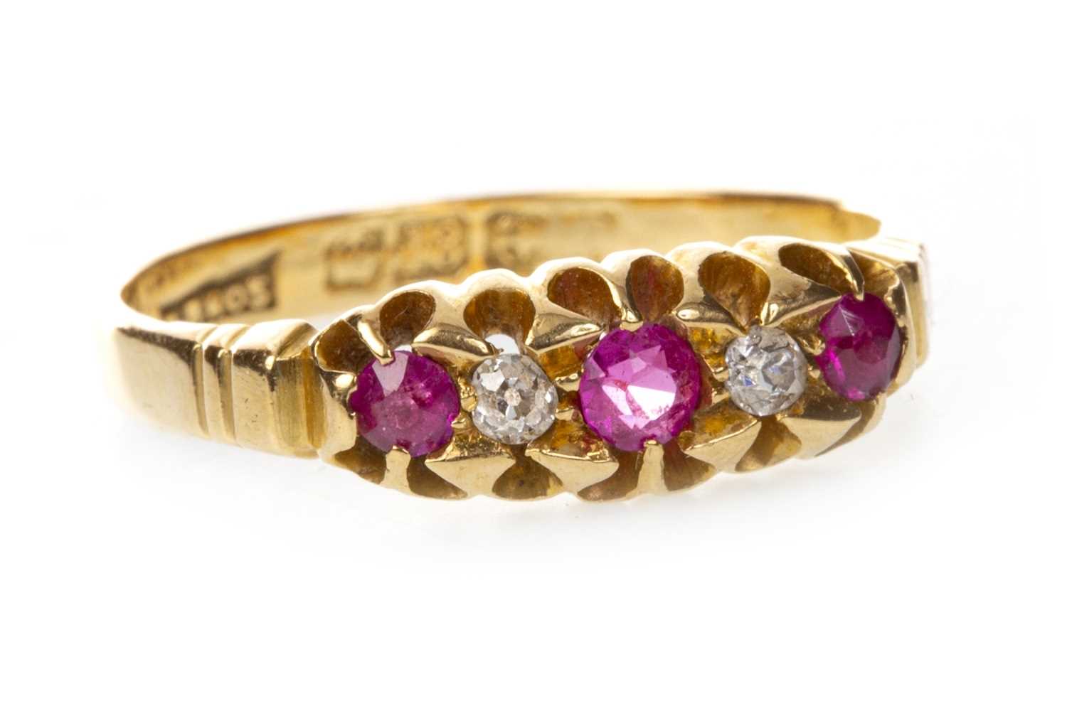 Lot 9 - A VICTORIAN PINK GEM AND DIAMOND RING
