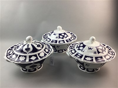 Lot 198 - CONTEMPORARY BLUE & WHITE CERAMIC SERVING DISHES