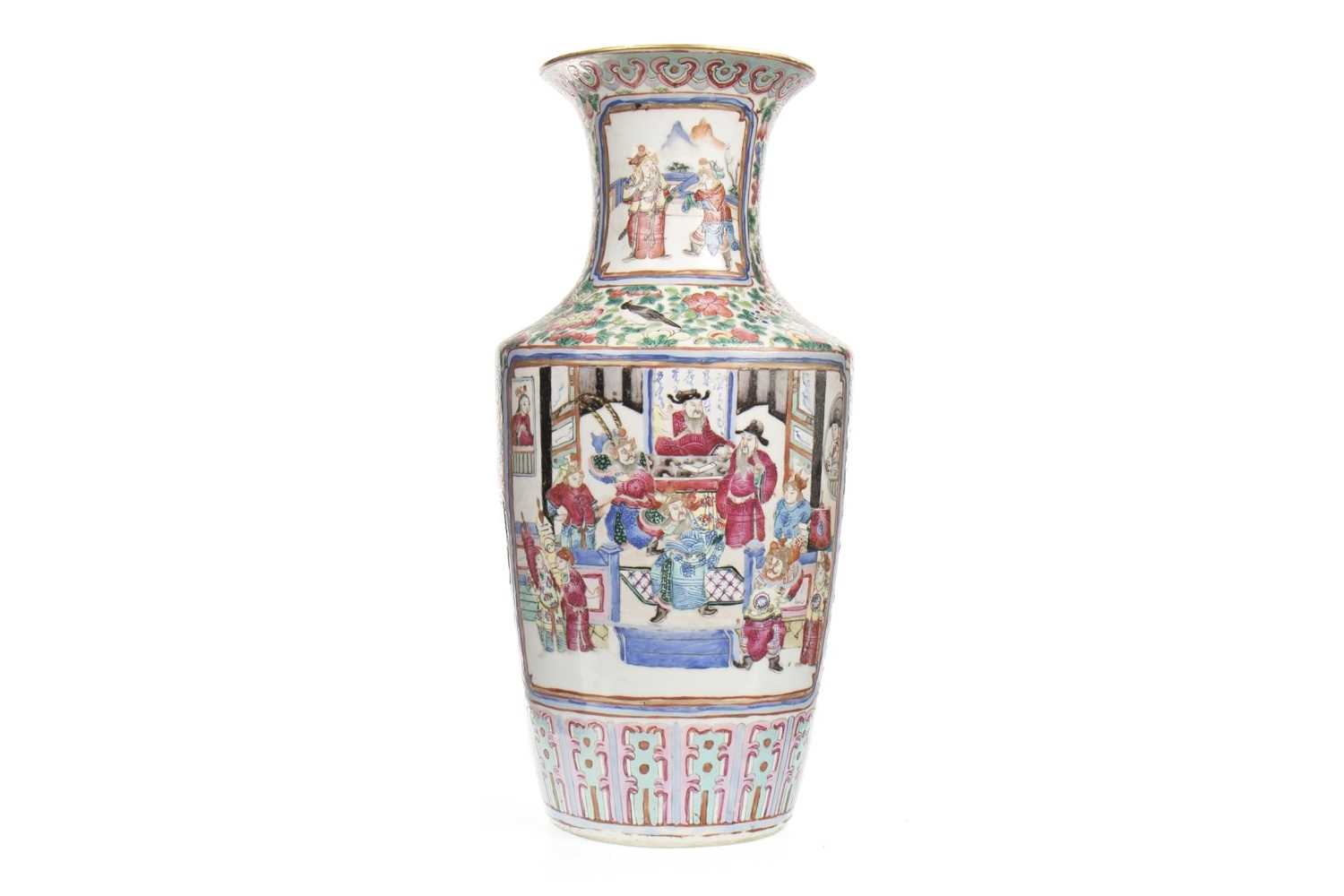 Lot 1097 - A CHINESE QING DYNASTY FAMILLE ROSE VASE