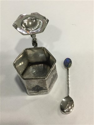 Lot 1110 - A COLLECTION OF SIX NIELLO SILVER ITEMS