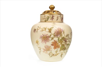 Lot 403 - A ROYAL WORCESTER POT POURRI