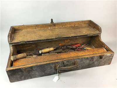Lot 126 - A COLLECTION OF VINTAGE WOODWORKING TOOLS