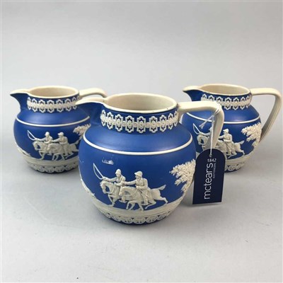Lot 153 - A GRADUATED SET OF THREE COPELAND SPODE WATER JUGS AND OTHER COLLECTABLE CERAMICS