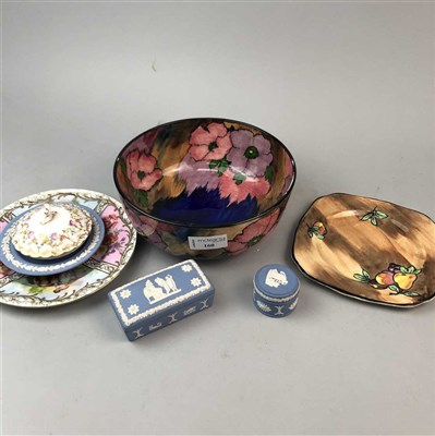Lot 160 - A GROUP OF CONTINENTAL AND WEDGWOOD CERAMICS