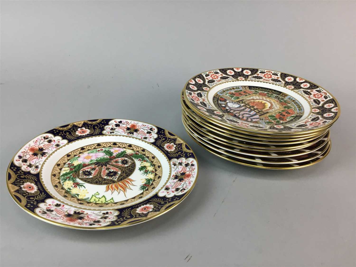 Lot 299 - ROYAL CROWN DERBY CHRISTMAS PLATES