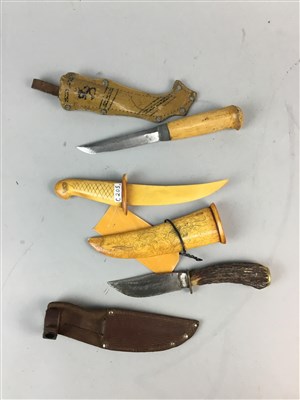 Lot 243 - A REPLICA NATIVE AMERICAN HUNTING KNIFE, OTHER KNIVES, A SWORD AND A BOOMERANG