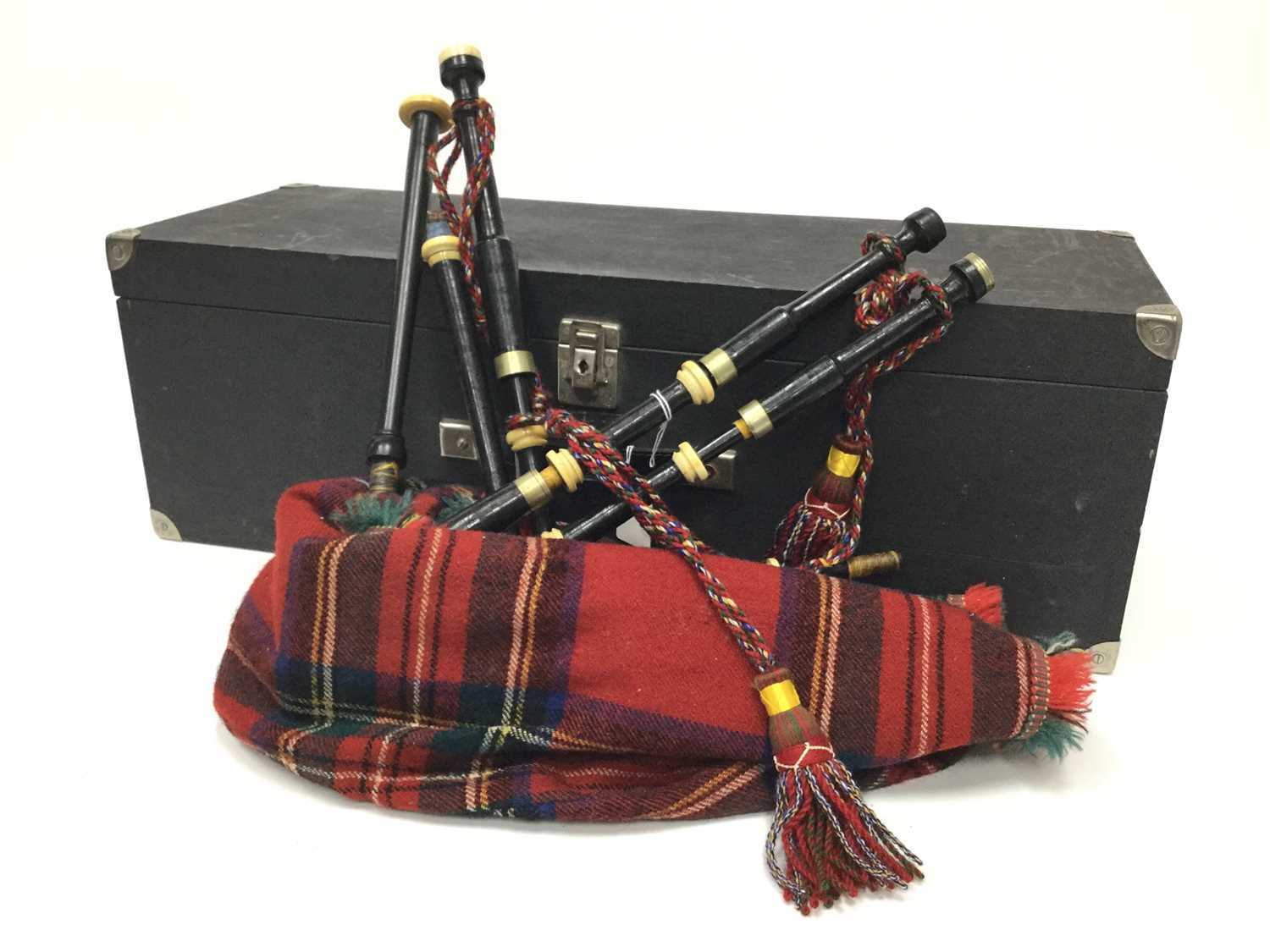 Lot 1 - A SET OF CHAMBER BAGPIPES POSSIBLY BY GLEN'S EDINBURGH