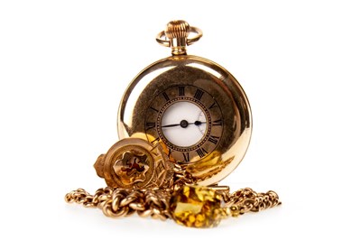 Lot 866 - AN EARLY 20TH CENTURY PLATED POCKET WATCH AND CHAIN