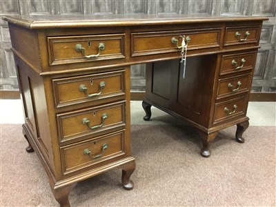 Lot 1646 - AN EARLY 20TH CENTURY STAINED WOOD WRITING DESK