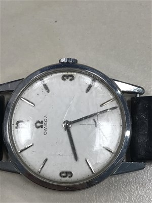 Lot 758 - A GENTLEMAN'S OMEGA STAINLESS STEEL WATCH
