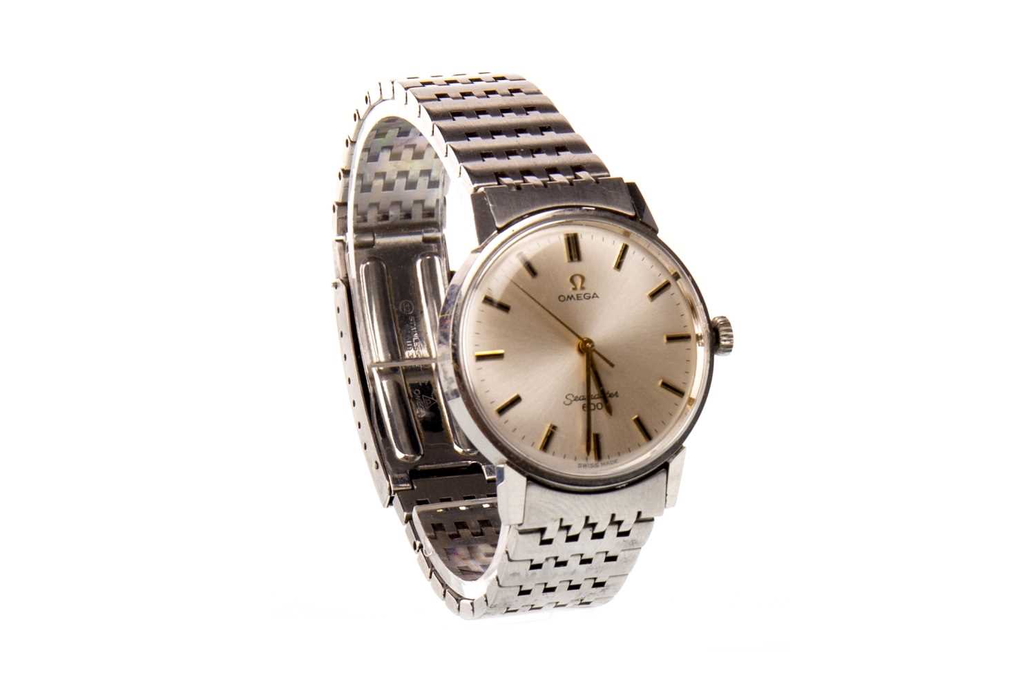 Lot 870 - A GENTLEMAN'S OMEGA SEAMASTER 600 STAINLESS WATCH