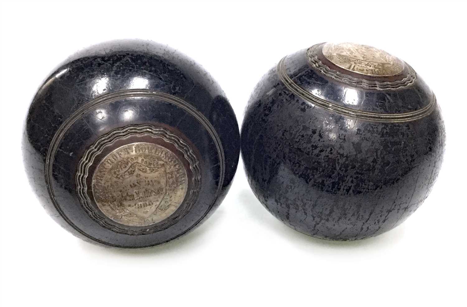 Lot 1912 - A PAIR OF EARLY 20TH CENTURY PRESENTATION LAWN BOWLS