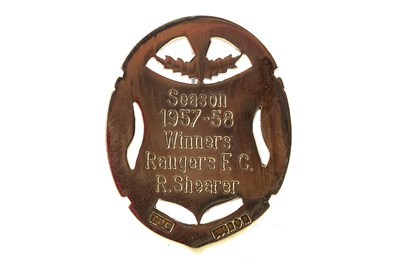 Lot 1935 - BOBBY SHEARER 'CAPTAIN CUTLASS' OF RANGERS F.C. - HIS GLASGOW CUP WINNERS GOLD MEDAL 1957-58