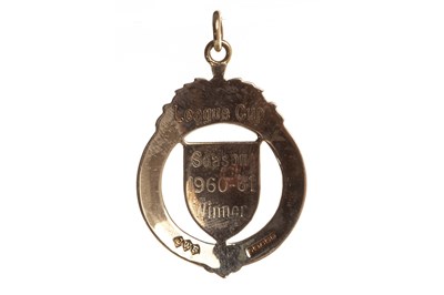 Lot 1939 - BOBBY SHEARER 'CAPTAIN CUTLASS' OF RANGERS F.C. - HIS S.F.L. LEAGUE CUP WINNERS GOLD MEDAL 1961