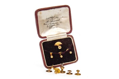 Lot 158 - A COLLECTION OF SHIRT STUDS