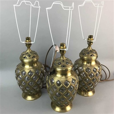 Lot 122 - A LOT OF THREE BRASS AND GLASS TABLE LAMPS
