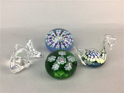 Lot 123 - A LOT OF PAPERWEIGHTS