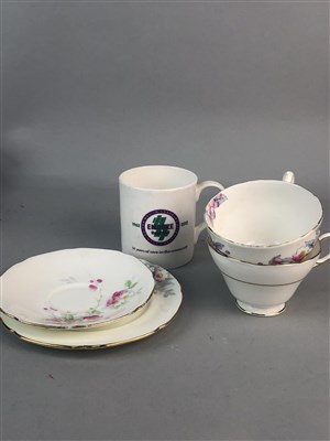 Lot 118 - A HEATHCOTE CHINA BLUE AND WHITE TEA SERVICE, A PARAGON PART TEA SERVICE AND OTHER ITEMS