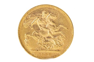 Lot 514 - A GOLD SOVEREIGN, 1896
