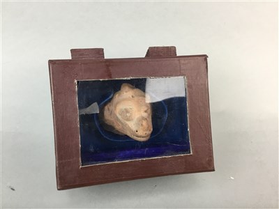 Lot 136 - A CASED 'UMBILICAL FETISH' SCULPTURE, CASED POTTERY ANIMAL HEAD AND OTHER COLLECTABLES