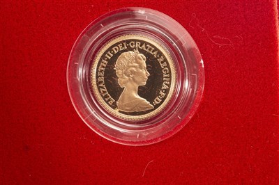 Lot 528 - A GOLD PROOF HALF SOVEREIGN, 1980