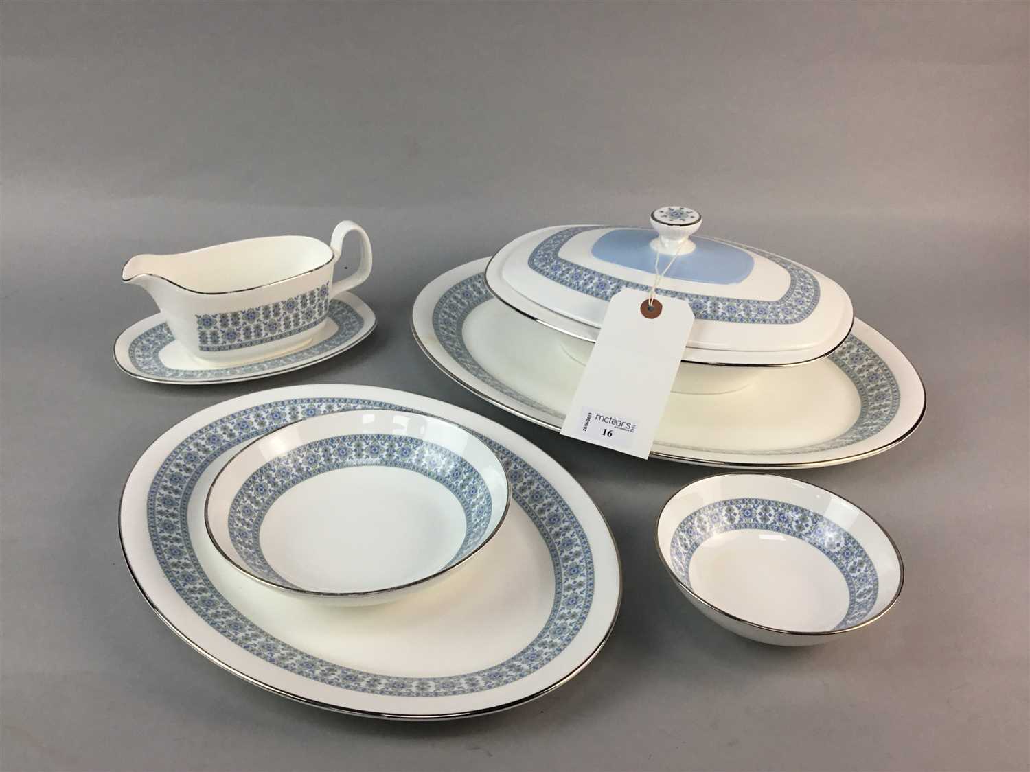 Lot 16 - A ROYAL DOULTON COUNTERPOINT DINNER SERVICE