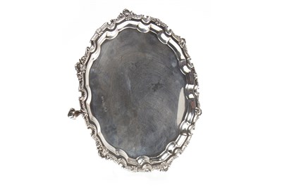 Lot 888 - A 20TH CENTURY SILVER CARD TRAY