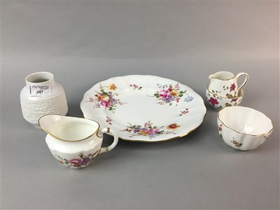 Lot 198 - A ROYAL CROWN DERBY PLATE, AN AYNSLEY CAKESTAND AND OTHER CERAMICS