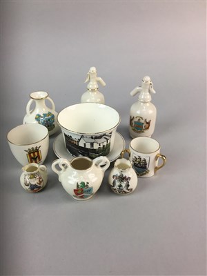 Lot 170 - A LOT OF CRESTED WARE