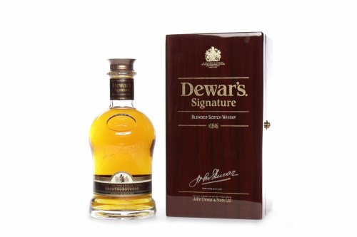 Lot 1038 - DEWAR'S SIGNATURE Blended Scotch Whisky....