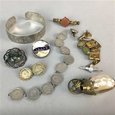 Lot 2 - A COLLECTION OF COSTUME AND OTHER JEWELLERY