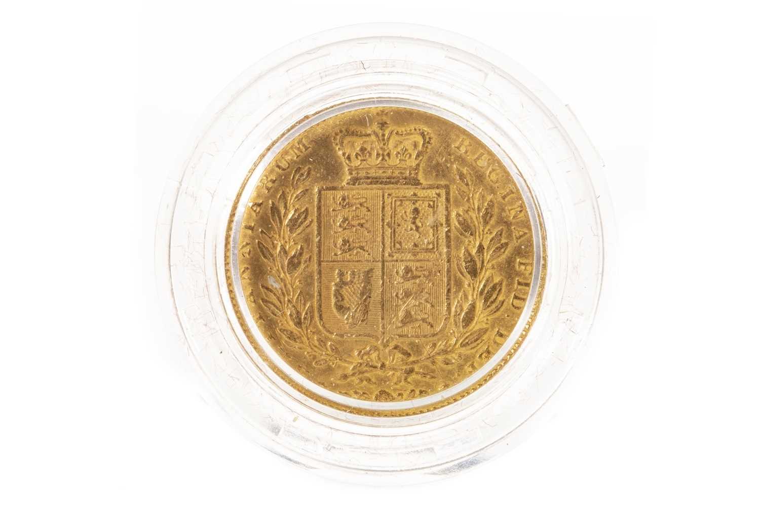 Lot 536 - A GOLD SOVEREIGN, 1843