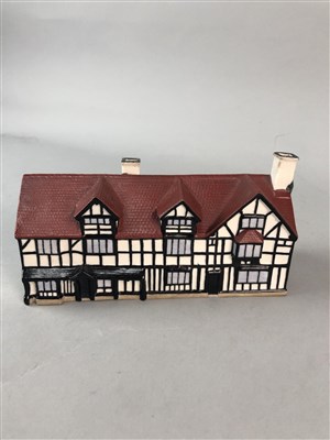 Lot 325 - A W.H COBB MODEL OF SHAKESPEARE'S HOUSE, THREE PARKER PENS, BRASS LAMP AND OTHER COLLECTABLES