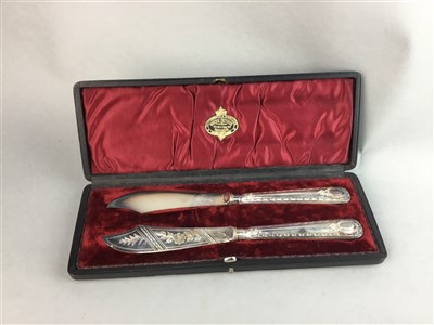 Lot 223 - A PAIR OF SILVER PLATED FISH KNIVES AND OTHER PLATED FLATWARE