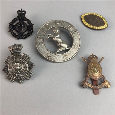 Lot 83 - A COLLECTION OF VARIOUS BADGES AND COINS