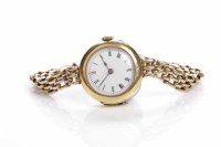 Lot 148 - LADY'S EARLY TWENTIETH CENTURY EIGHTEEN CARAT...