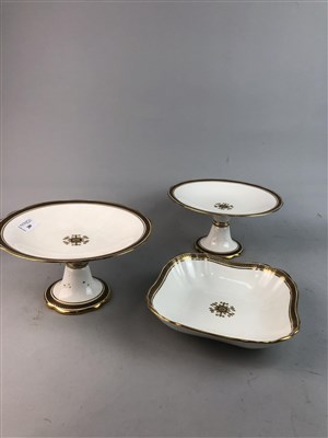 Lot 289 - AN AYNSLEY PART DINNER SERVICE AND A ROYAL DOULTON PART TEA SERVICE