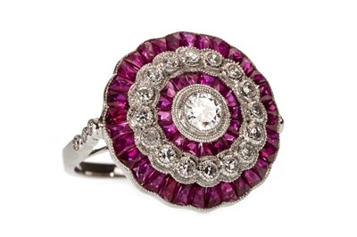 Lot 139 - A RUBY AND DIAMOND TARGET RING
