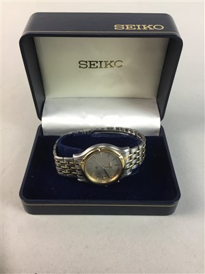 Lot 339 - A GENTLEMAN'S SEIKO KINETIC WRIST WATCH