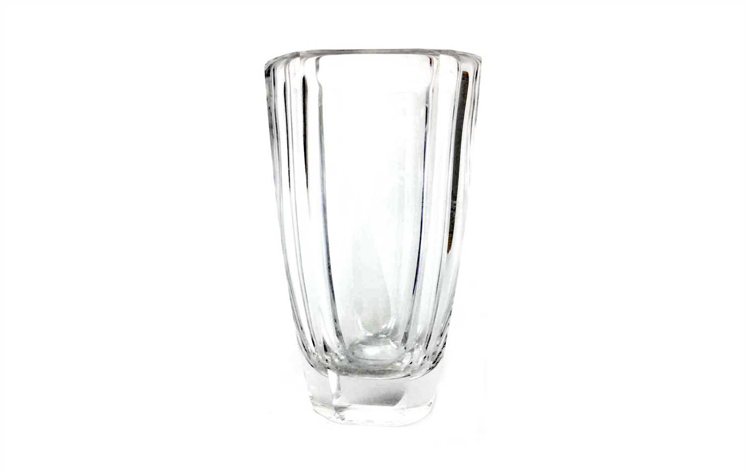 Lot 338 - AN ORREFORS GLASS VASE BY SVEN PALMQVIST